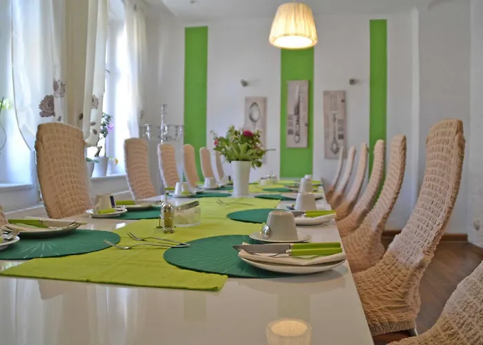 Zur Neisse بيت ضيافة غوين